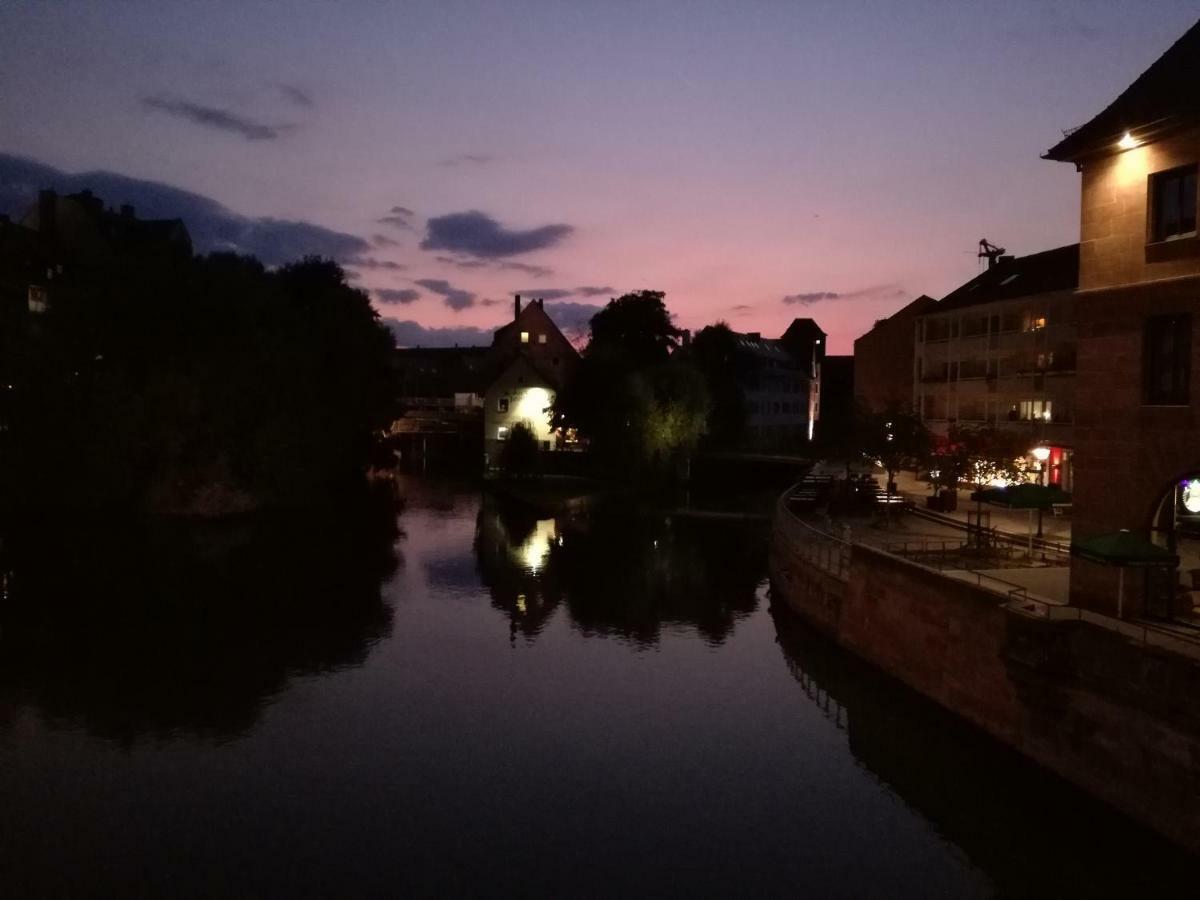 Ferien - Und Messewohnung Am Woehrder See Nürnberg Exteriör bild